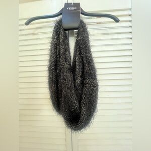 New The Accessory Collective Black and Silver Infinity Scarf